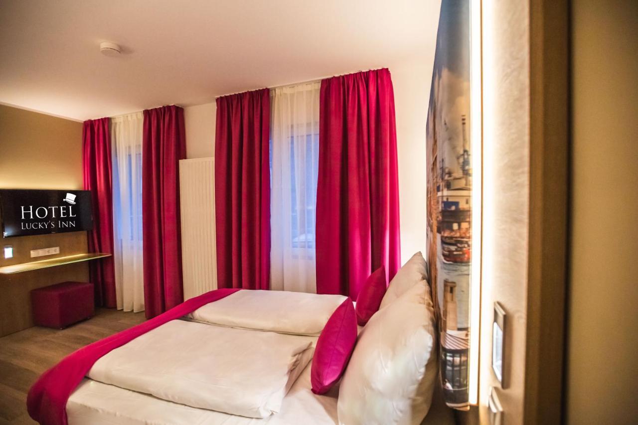 Hotel Luckys Inn Гамбург Экстерьер фото